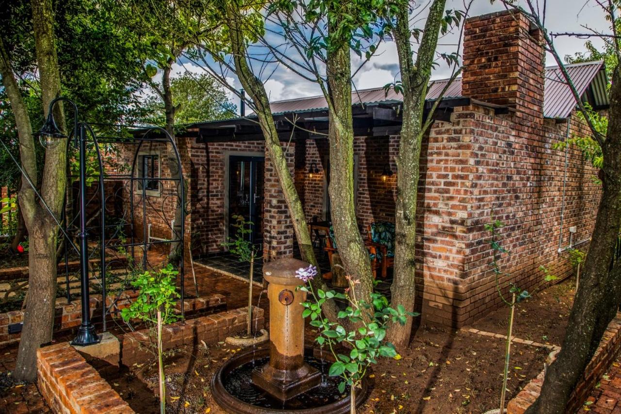 Tarry-Stone Cottages 45/50