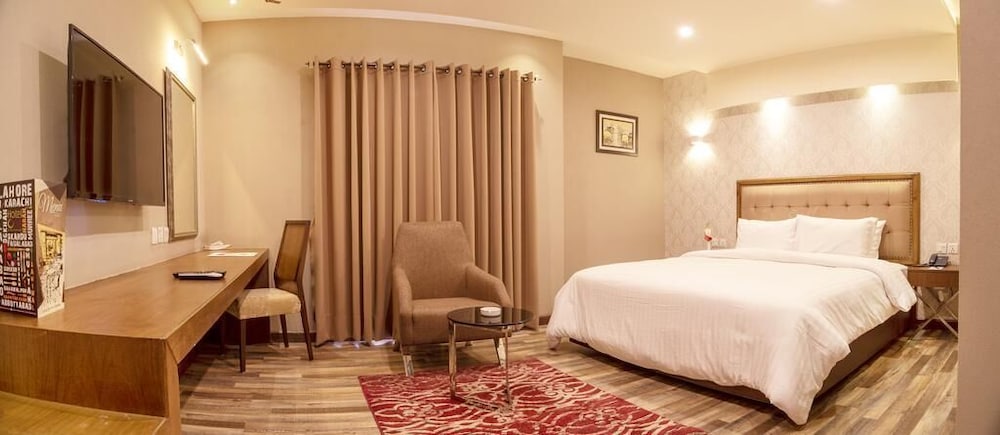 Hotel One Garden Town Lahore 16/31