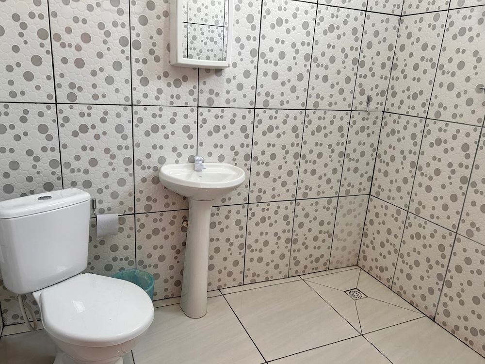 OYO Pousada Parana, Cuiaba 57/60