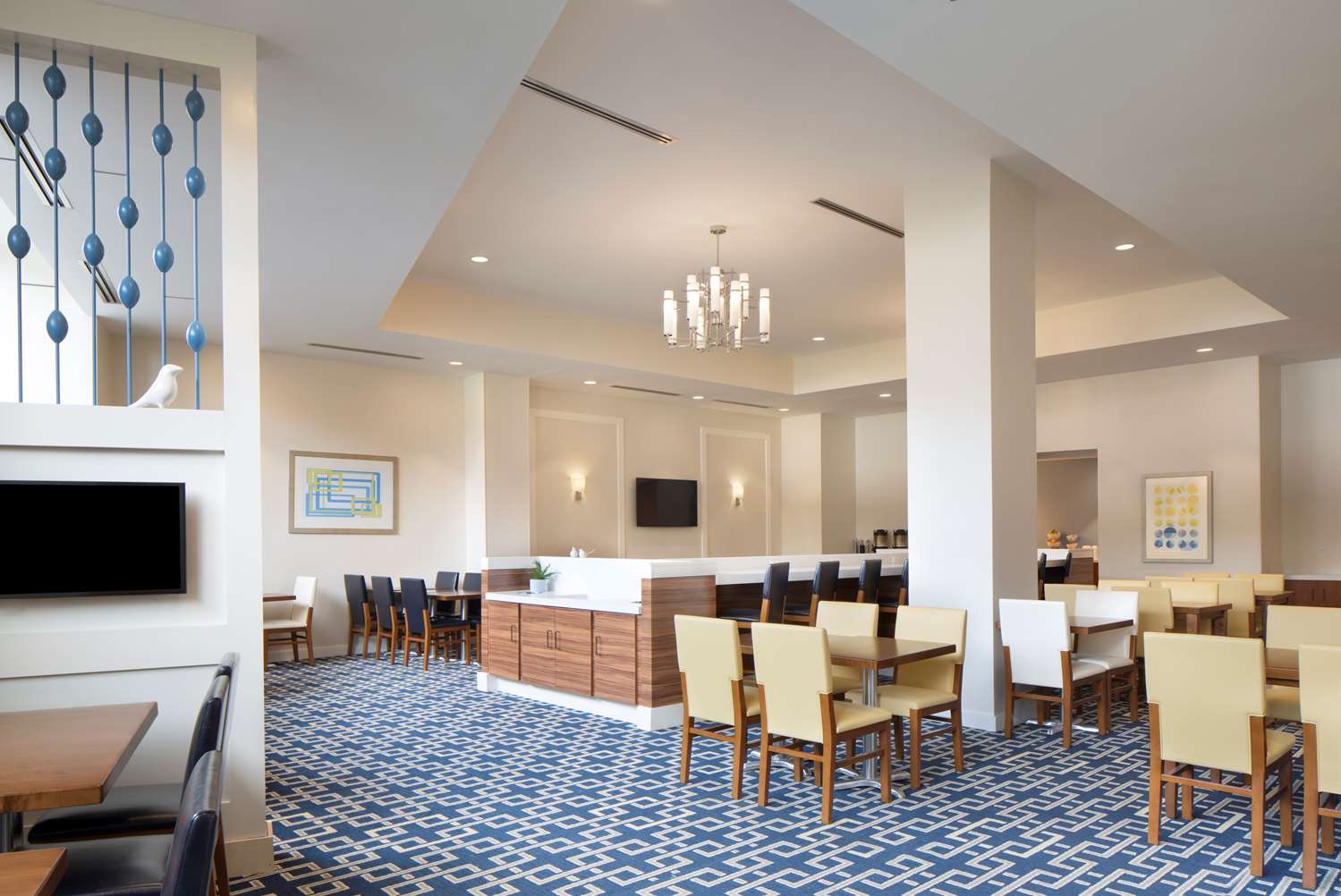 Sonesta ES Suites New Orleans Downtown 38/41