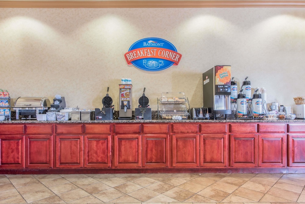 Baymont by Wyndham Wichita Falls 5/32