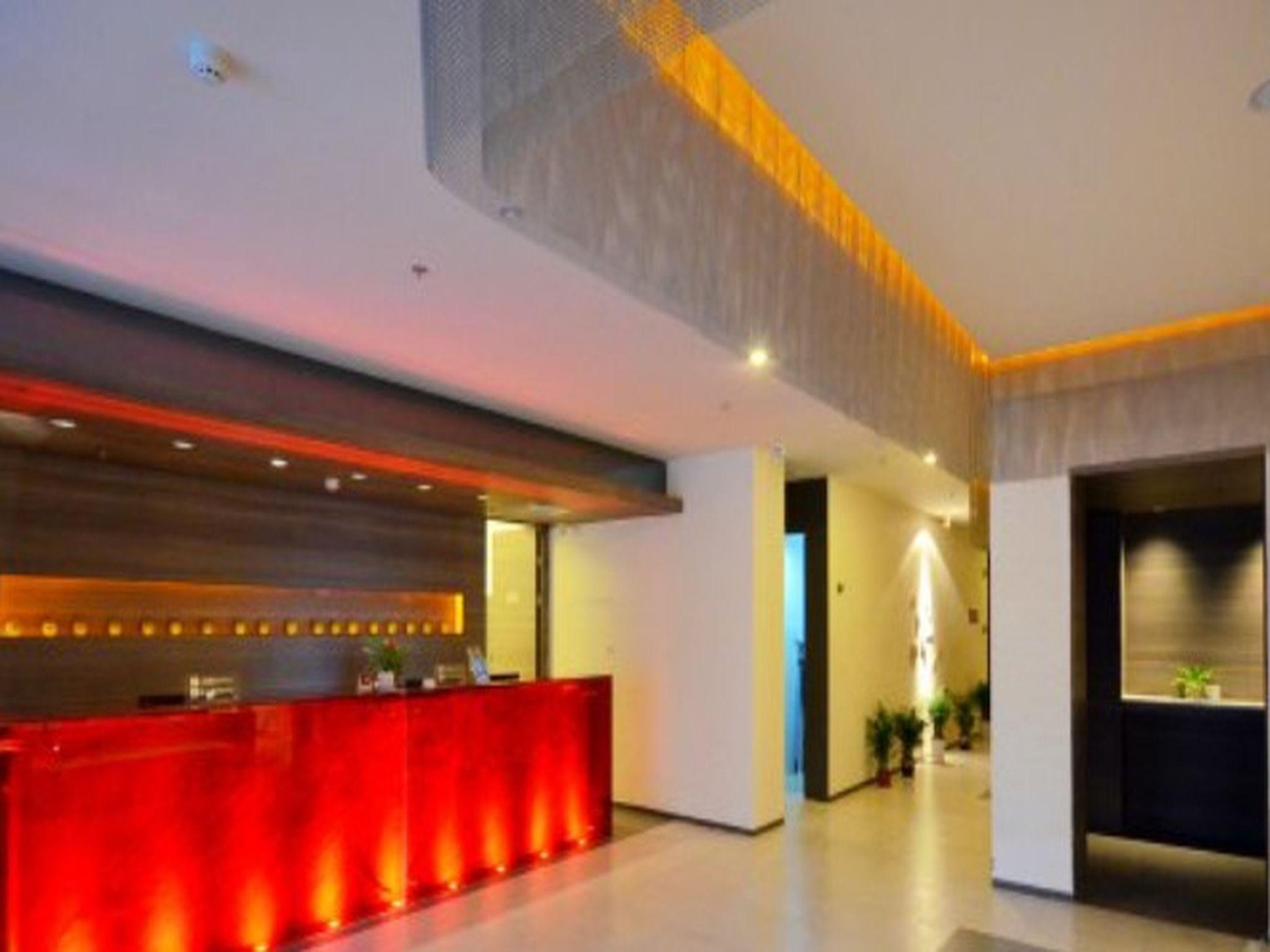 Jinjiang Inn Select (Wuhan Optics Valley Avenue Lingjie Road Institute of Communications) photo4