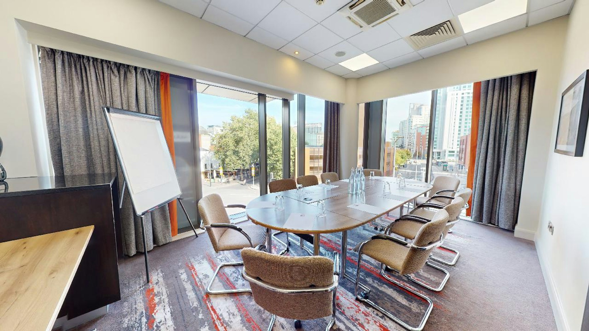Clayton Hotel Cardiff 3/6