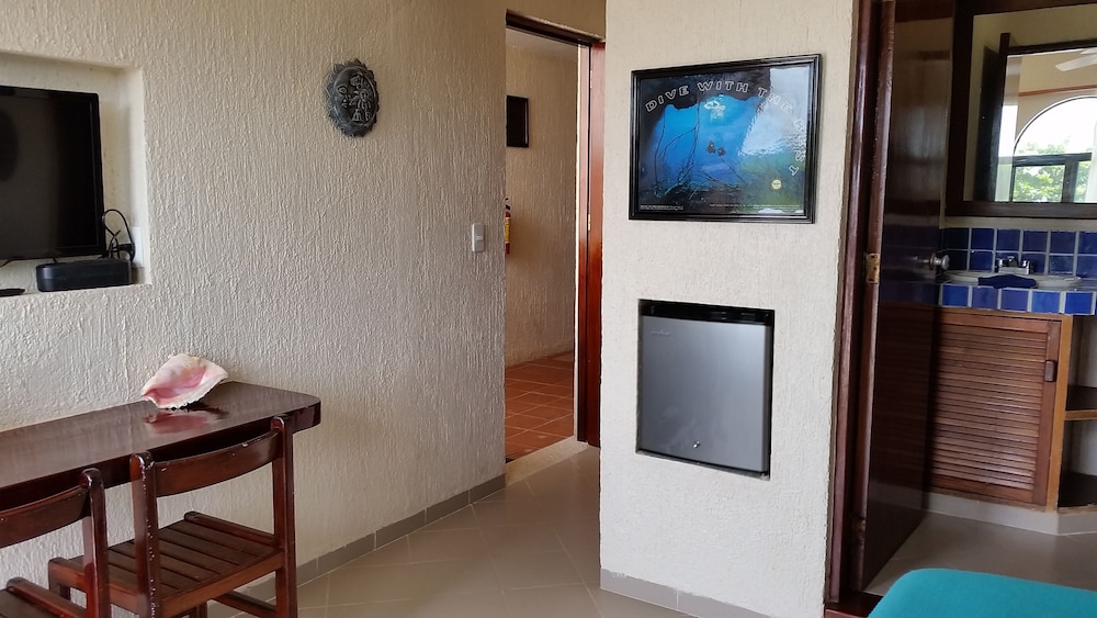 Villas De Rosa Beach Resort 19/68