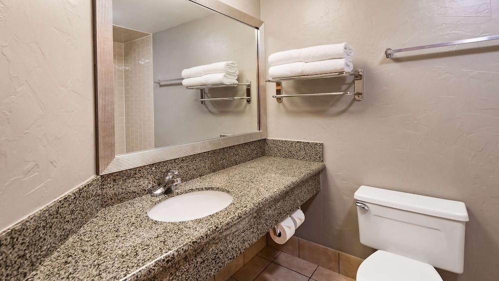 Best Western Ptarmigan Lodge 14/72