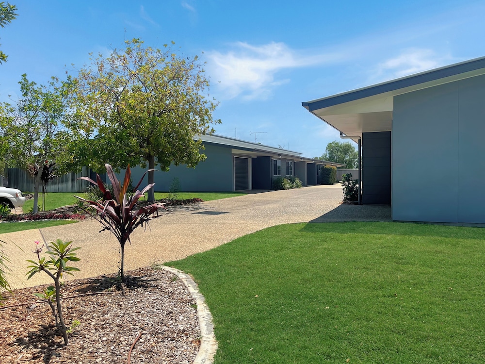 DIRECT HOTELS - VILLAS ON RIVERGUM 31/36