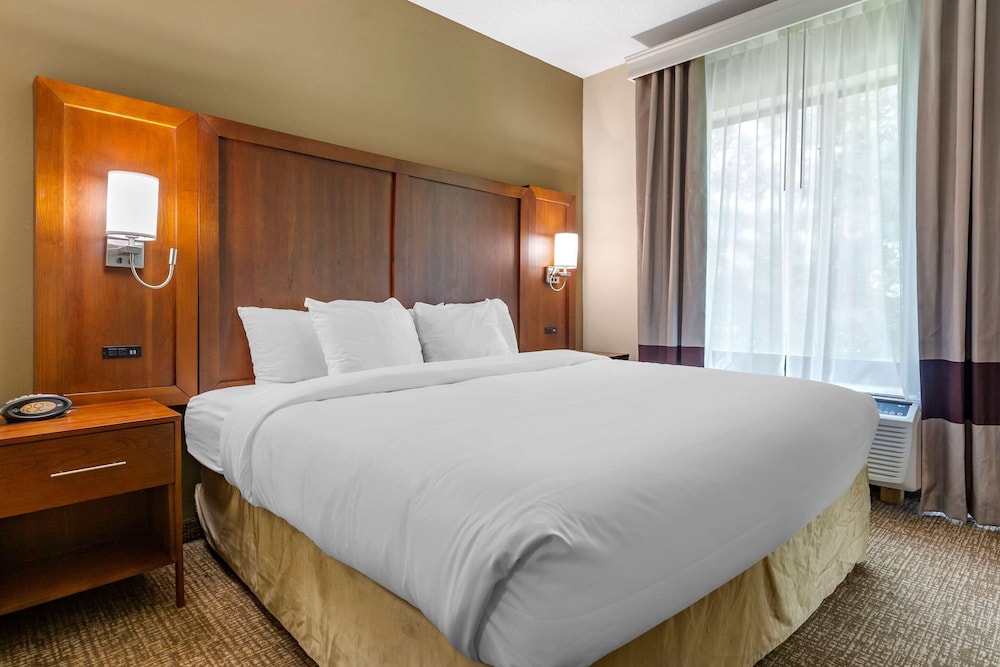 Comfort Suites Clayton Garner 7/31