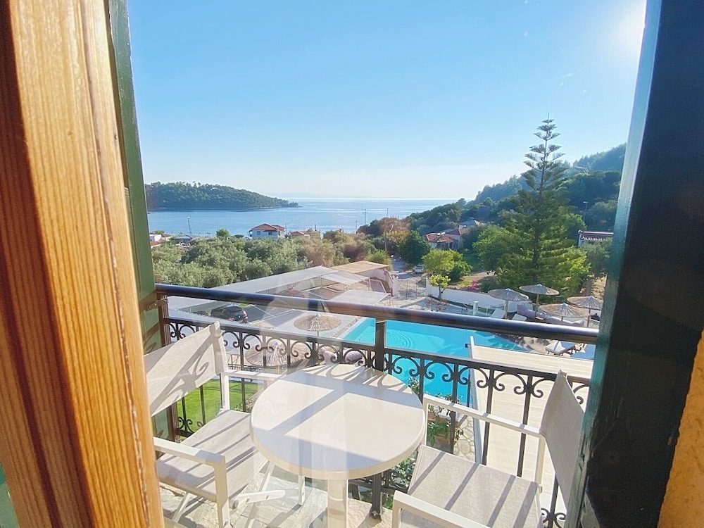 Panormos Beach 26/50
