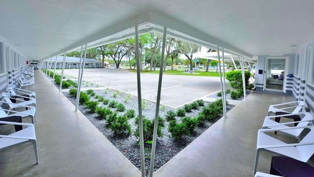 Sun Plaza Motel by Magnuson Worldwide 42/47