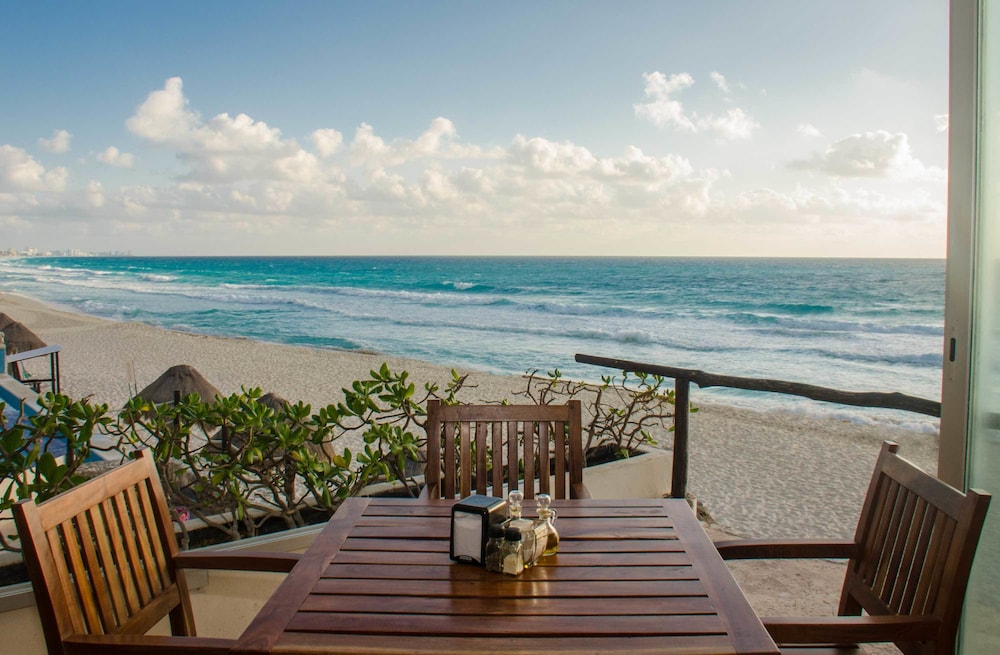 Bsea Cancun Plaza Hotel 42/69
