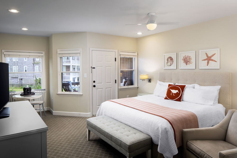 Sanderling Resort 40/72