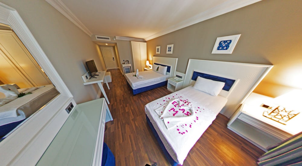 Mara Palace Hotel 42/92