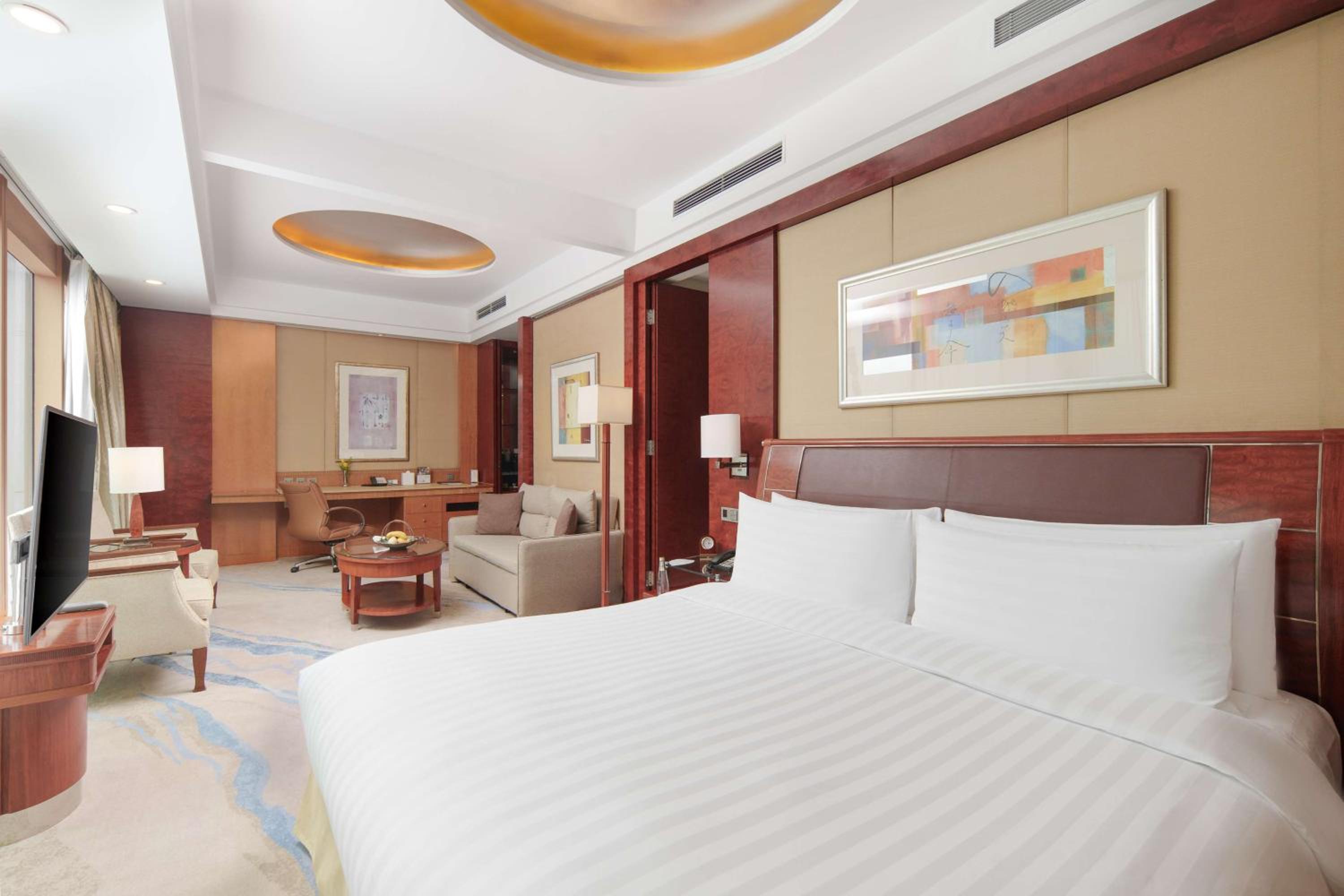 Horizon, Bund, Premier, King Bed