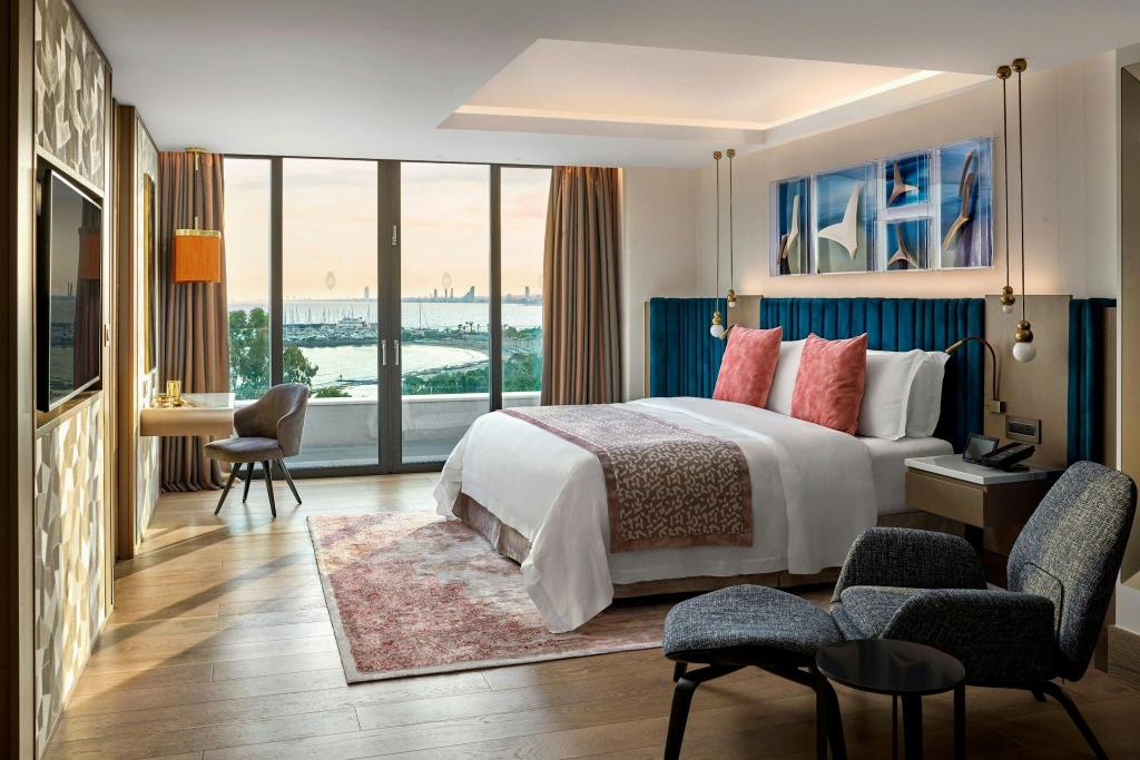 1 Bedroom, Diamond, Presidential, Suite, King Bed, Sea View, Private Pool, Top Floor
