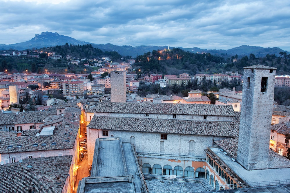Residenza Dei Capitani 32/43