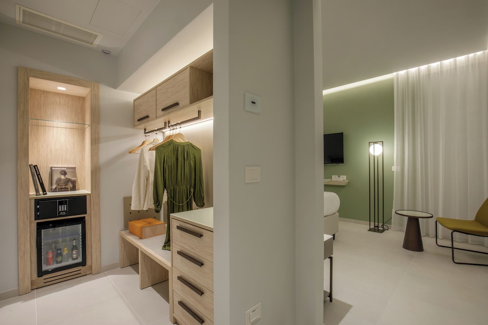 Ambasciatori Suite Hotel 87/110