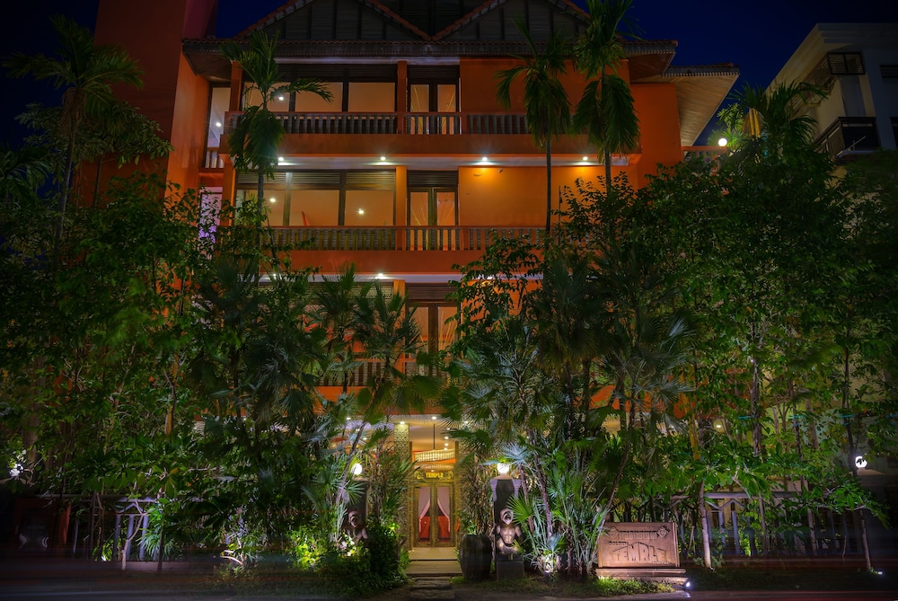 Golden Temple Hotel 5/72