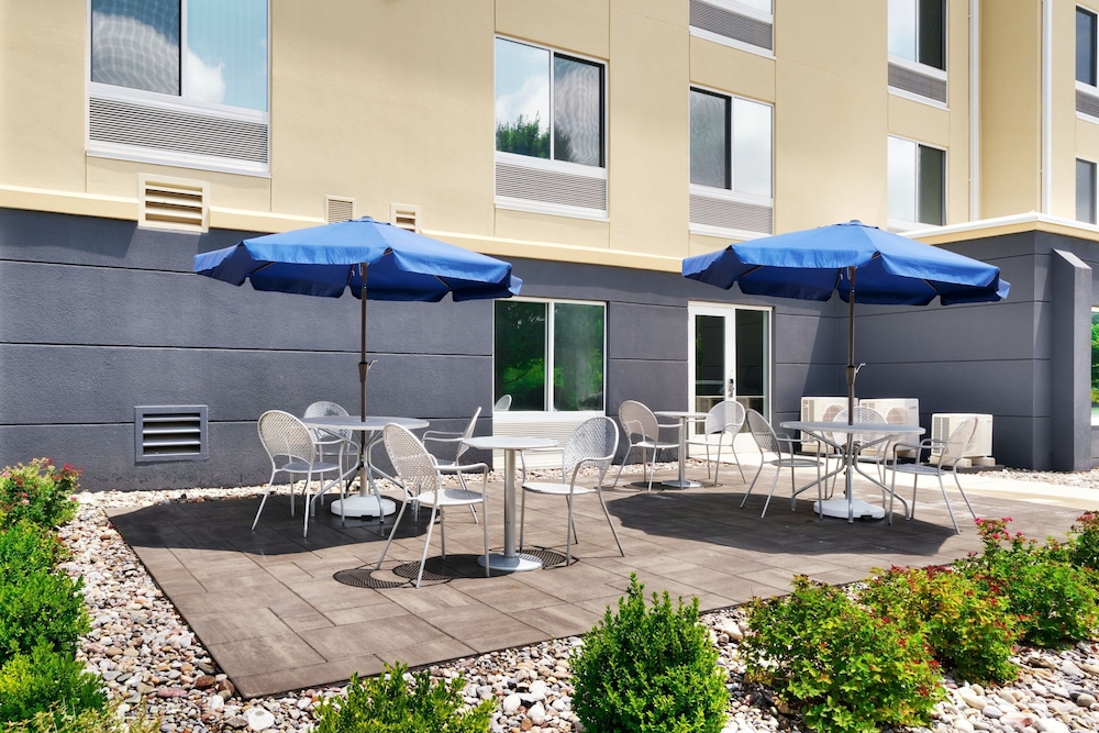 Fairfield Inn Lexington Park Patuxent River Naval Air Station 31/36