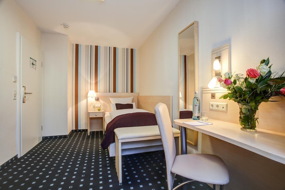 Rhein Neckar Hotel Mannheim 28/44