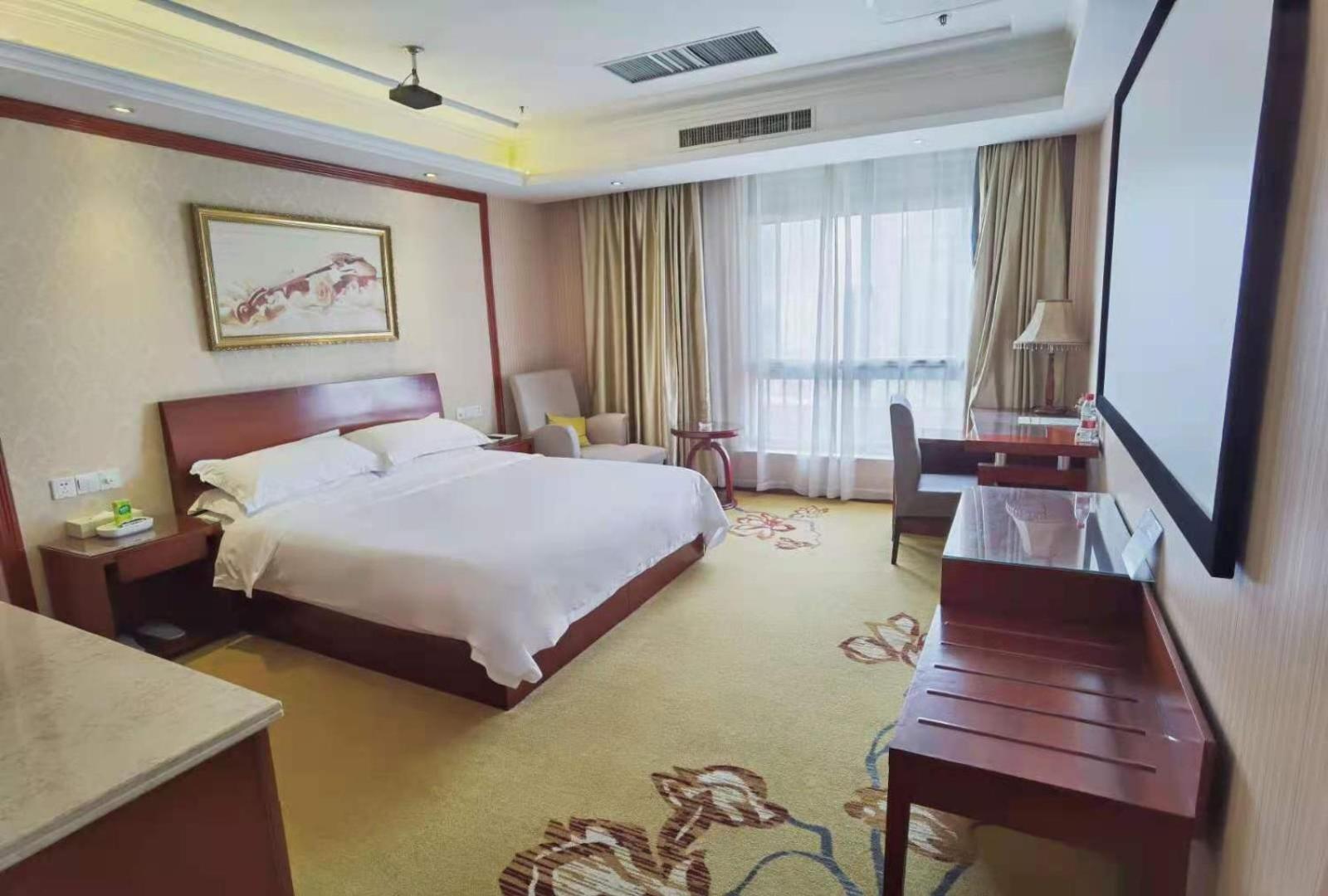 Vienna Hotel (Nantong Tongzhou Bus Station) 18/26