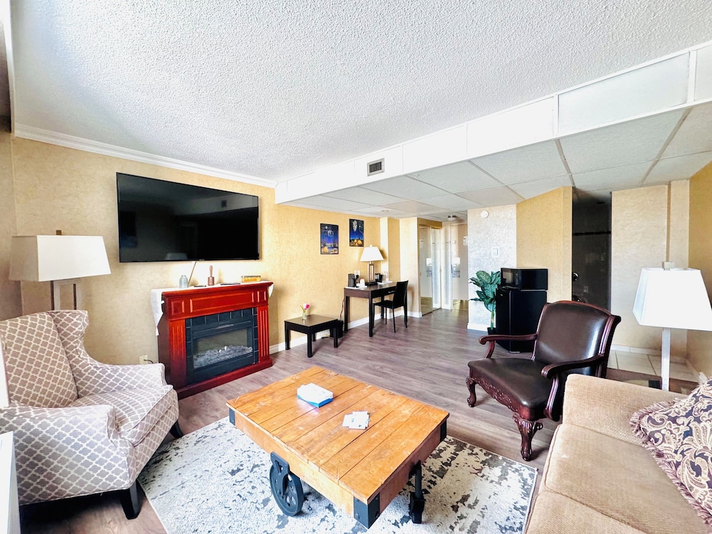 Travelodge by Wyndham Prince Albert 23/29