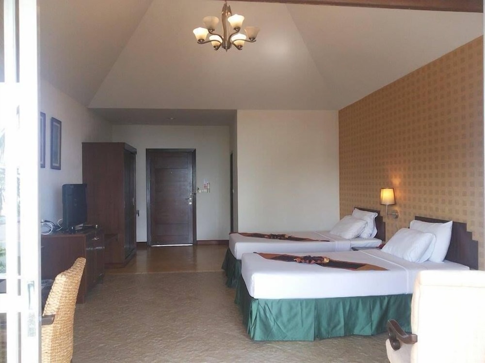 Golden Pine Beach Resort and Spa 29/61