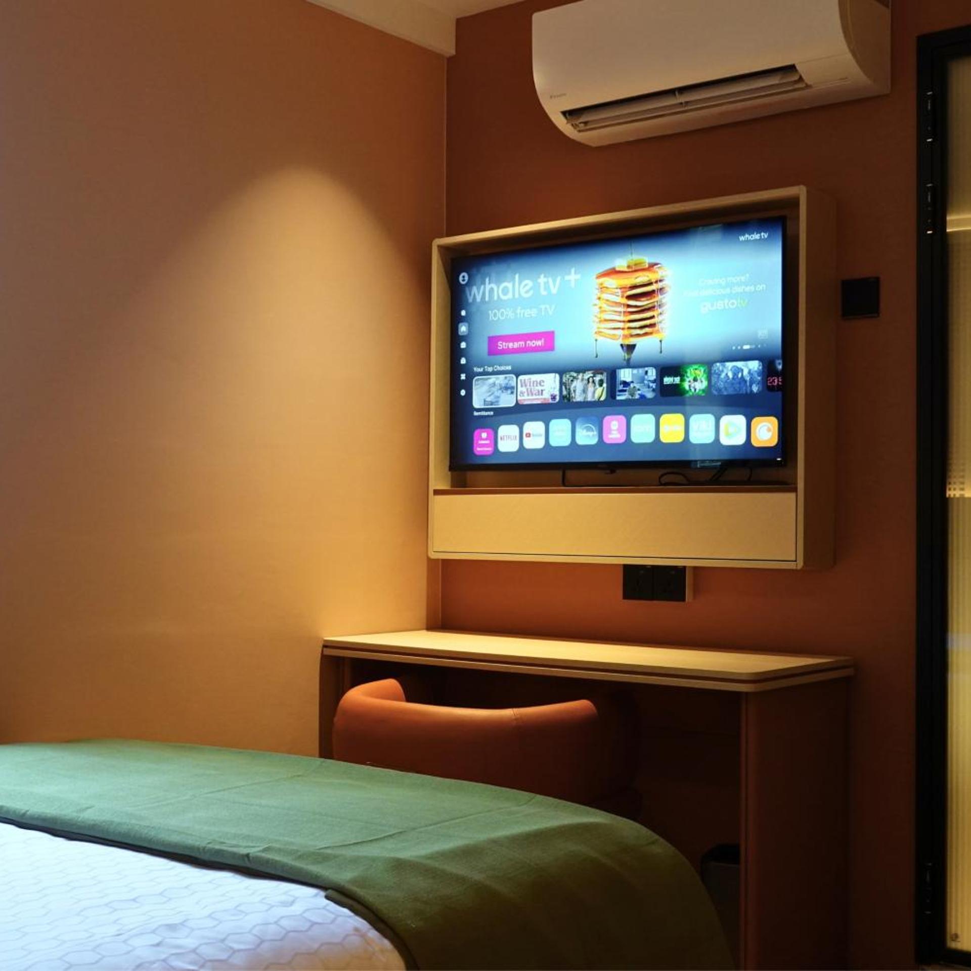 Hotel 165 16/45