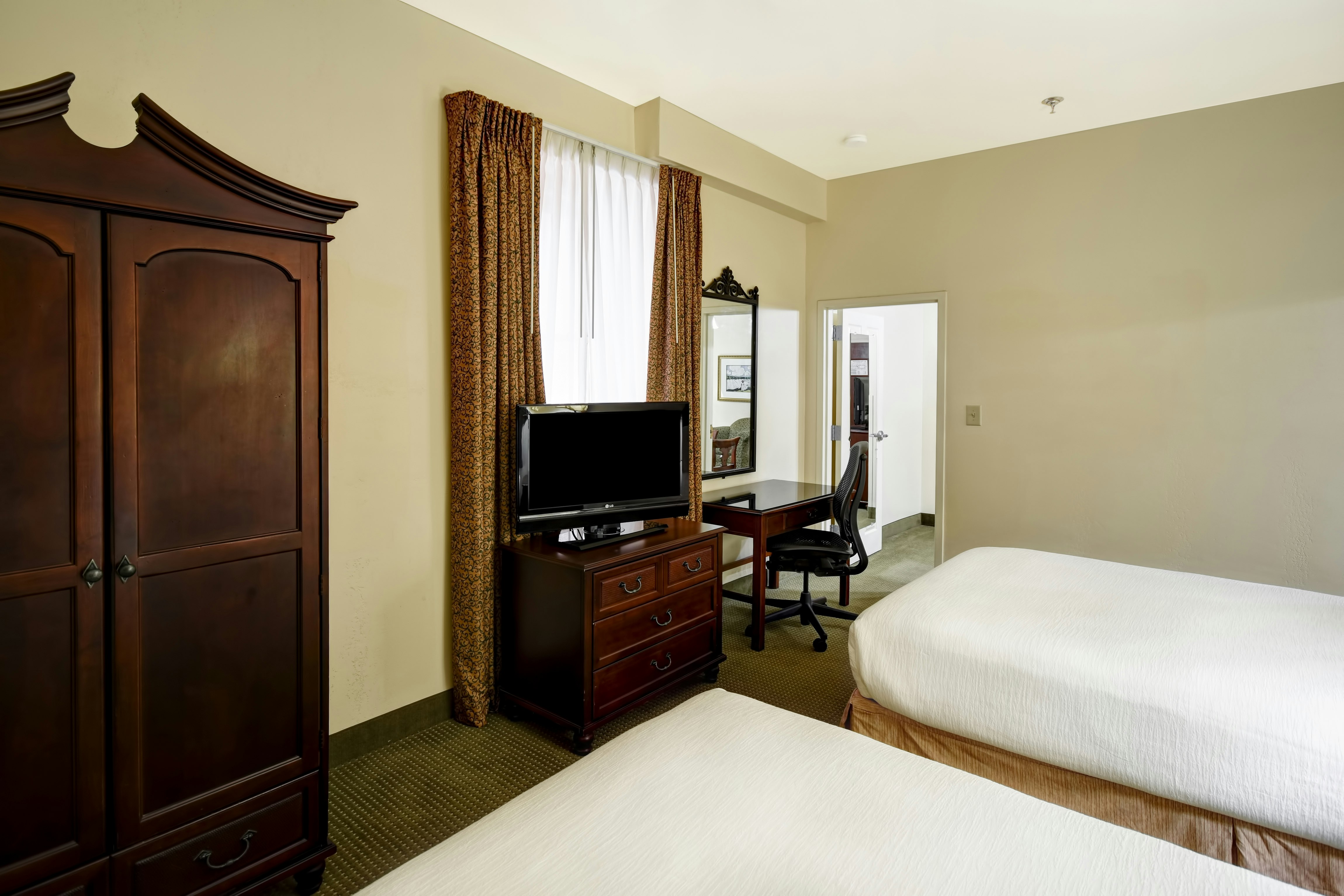 2 ROOMS, SUITE, 2 DOUBLE BEDS