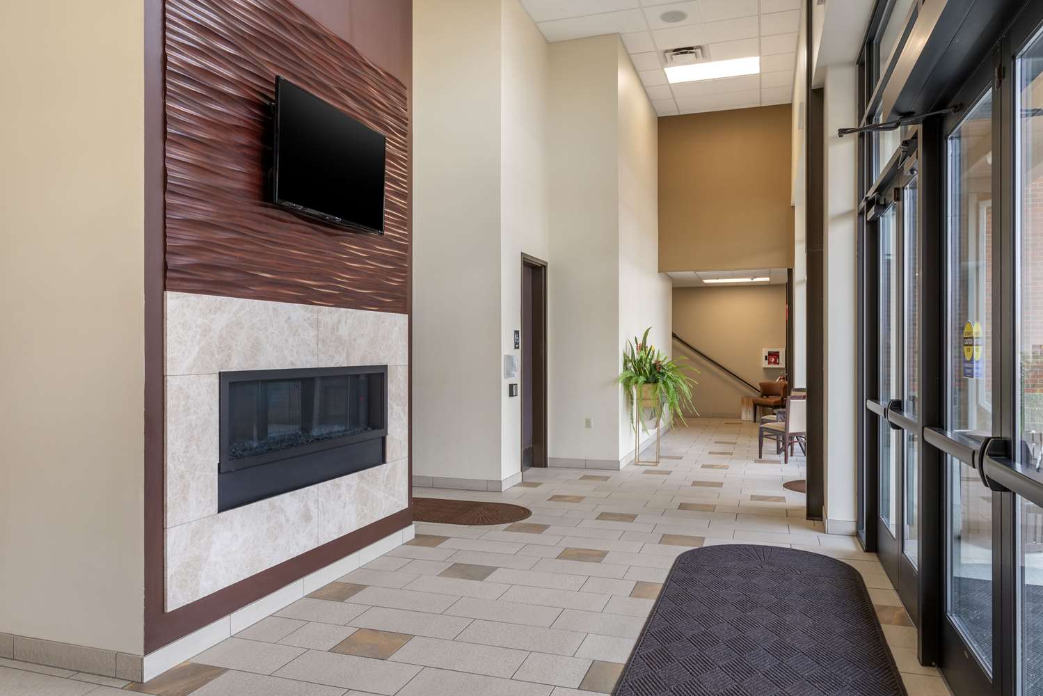 Best Western Premier Boulder Falls Inn 43/66