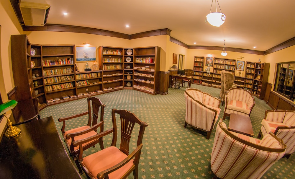 Hunas Falls Hotel Kandy 44/77