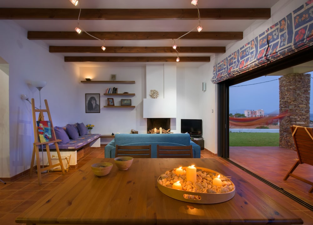 Cristelia Luxury Sea Front And Pool Villa 16/41