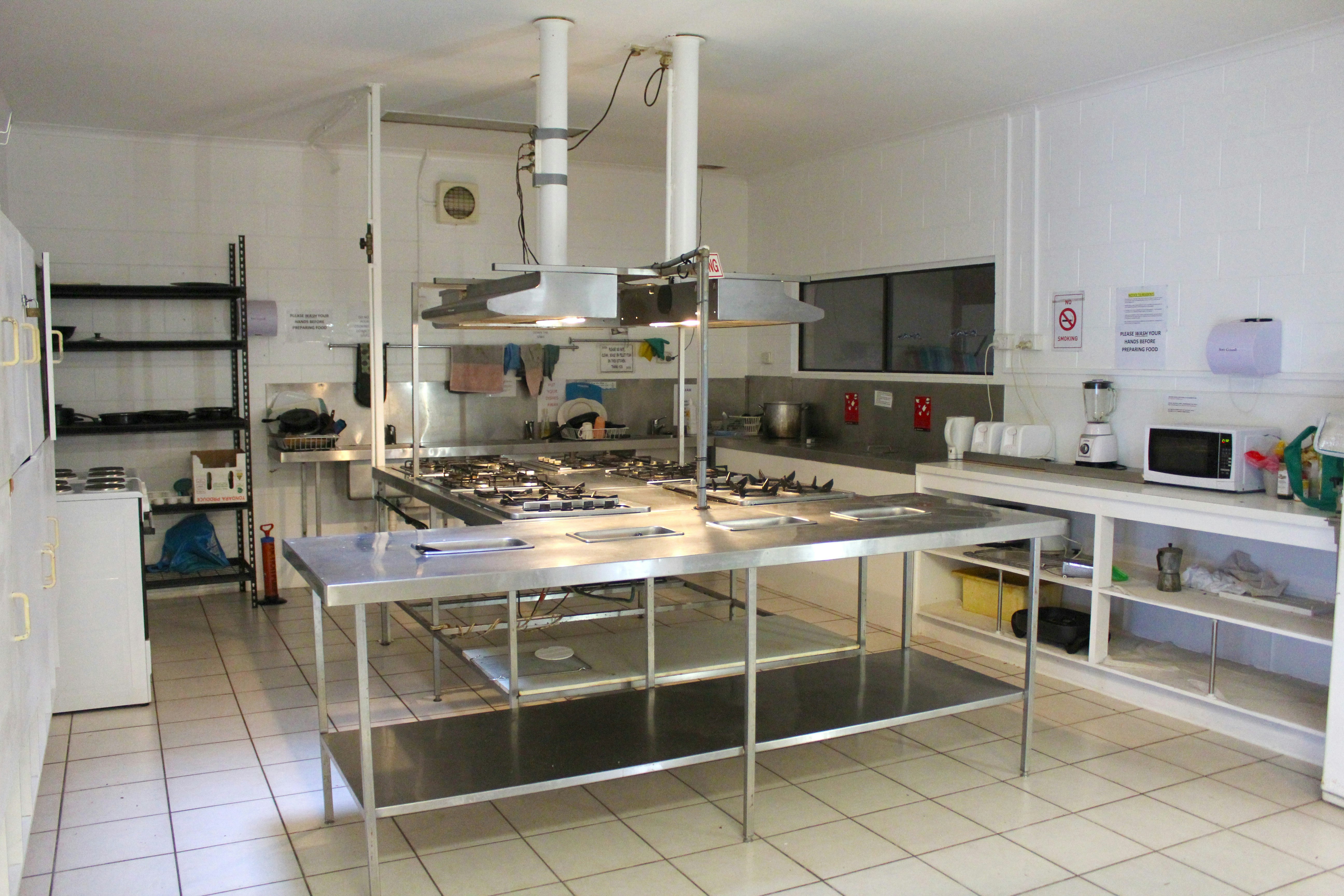 Cooktown Motel 6/13