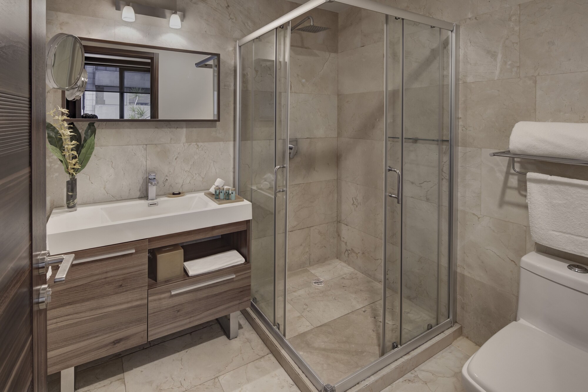 جناح بسرير كينج تُحدَّد حسب التوفر، MX Grand Suites 10/10