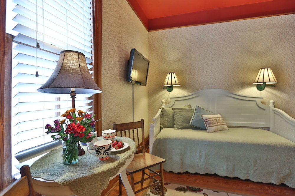 O'Casey's Bed &amp; Breakfast 29/40