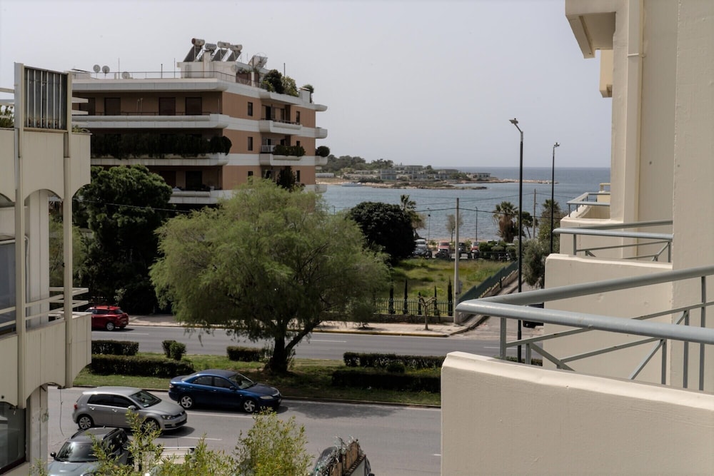 Four Seasons Hotel Glyfada 51/58