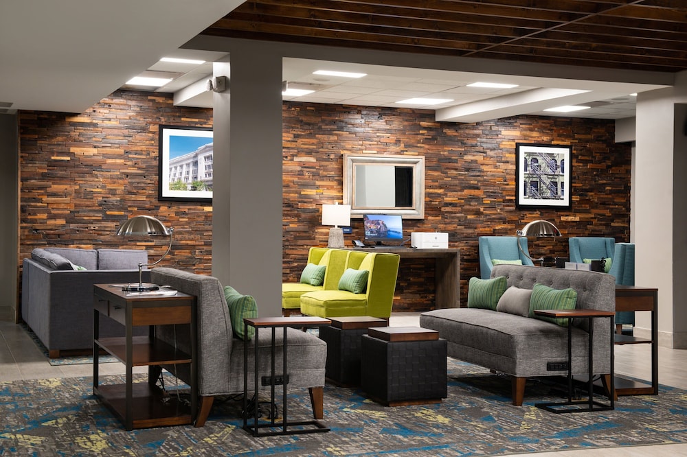 Four Points by Sheraton Omaha Midtown 14/20