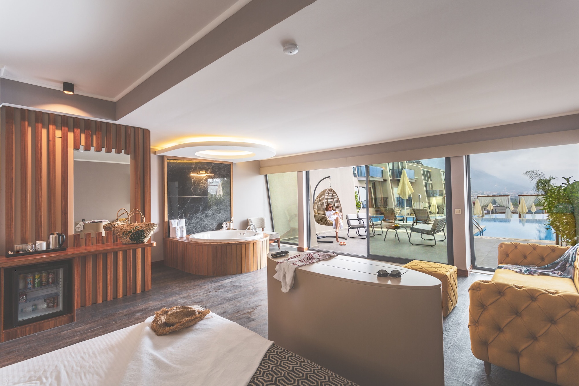 SUITE - DE LUXE - KING - SWIM UP