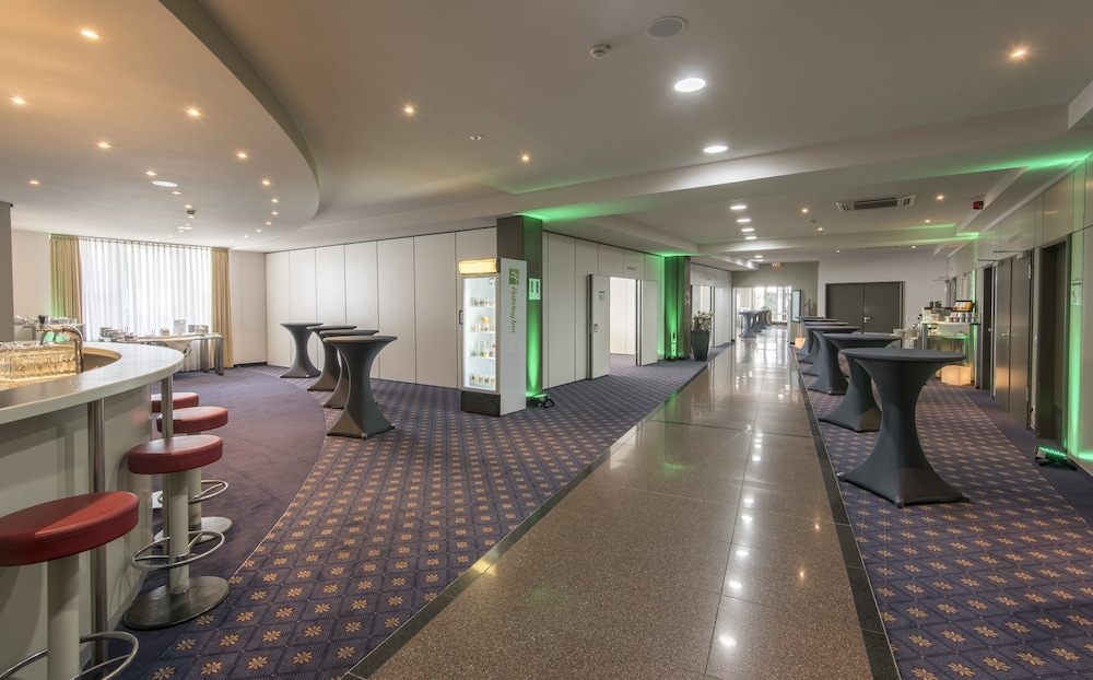 Holiday Inn Munchen Unterhaching 65/80