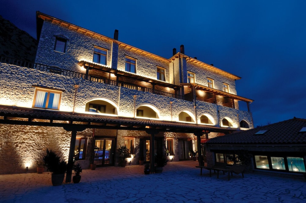 Santa Marina Arachova Resort Spa 1/21