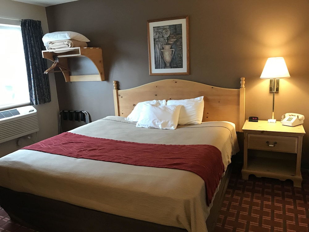 The Woodridge Inn 11/51