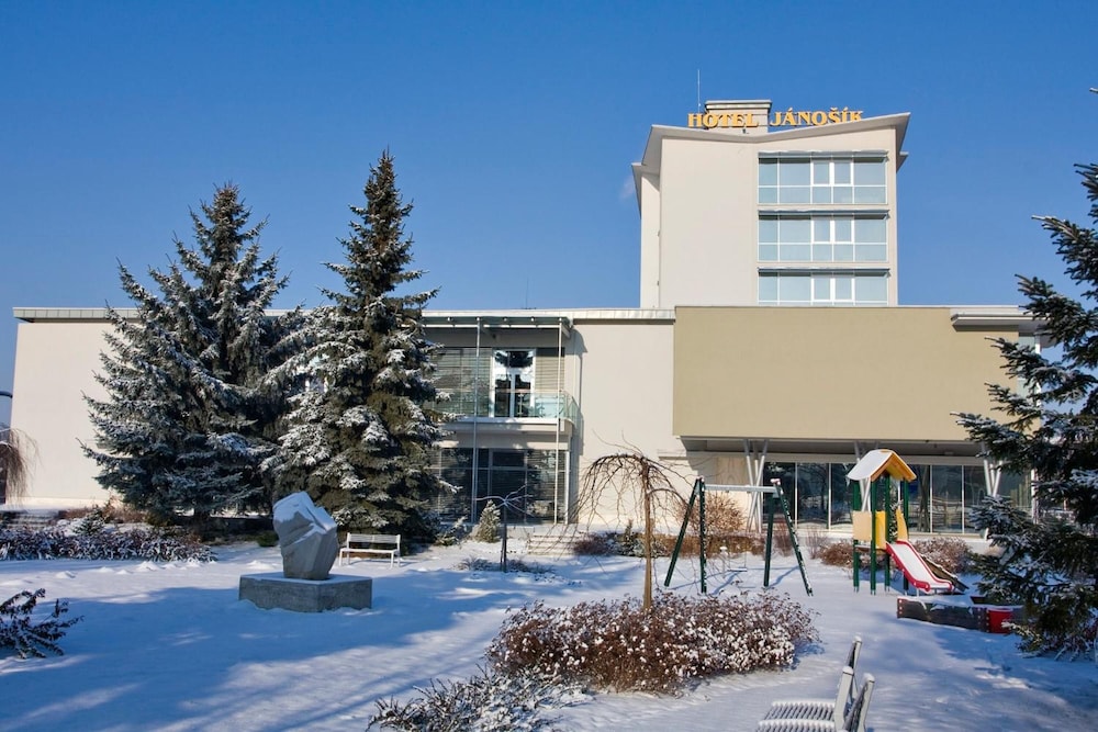 Hotel Janosik 28/34
