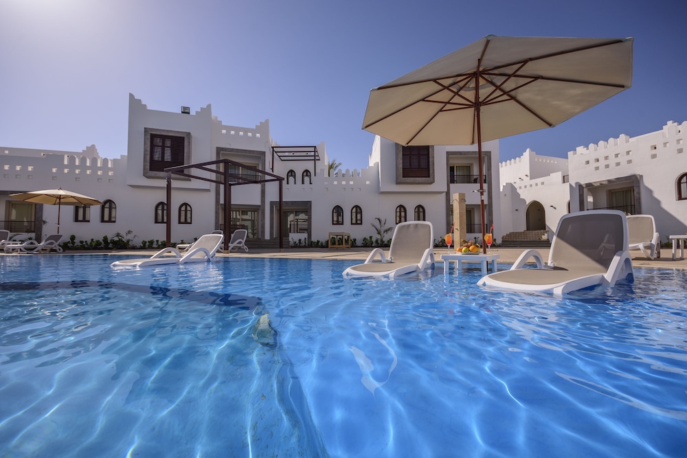 Al Diwan Resort 42/46