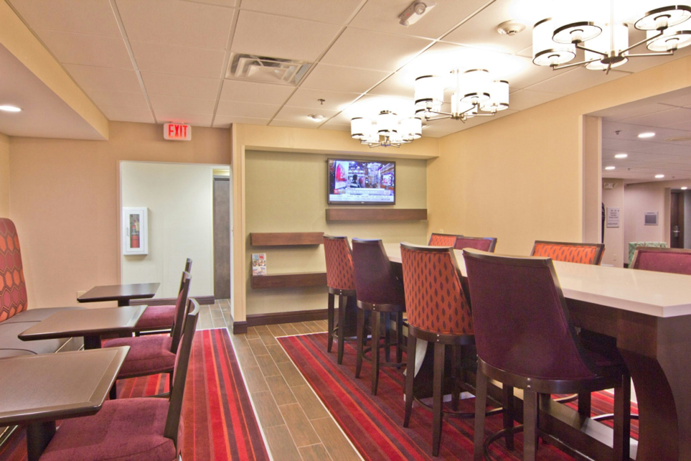 Hampton Inn Columbus South 38/45