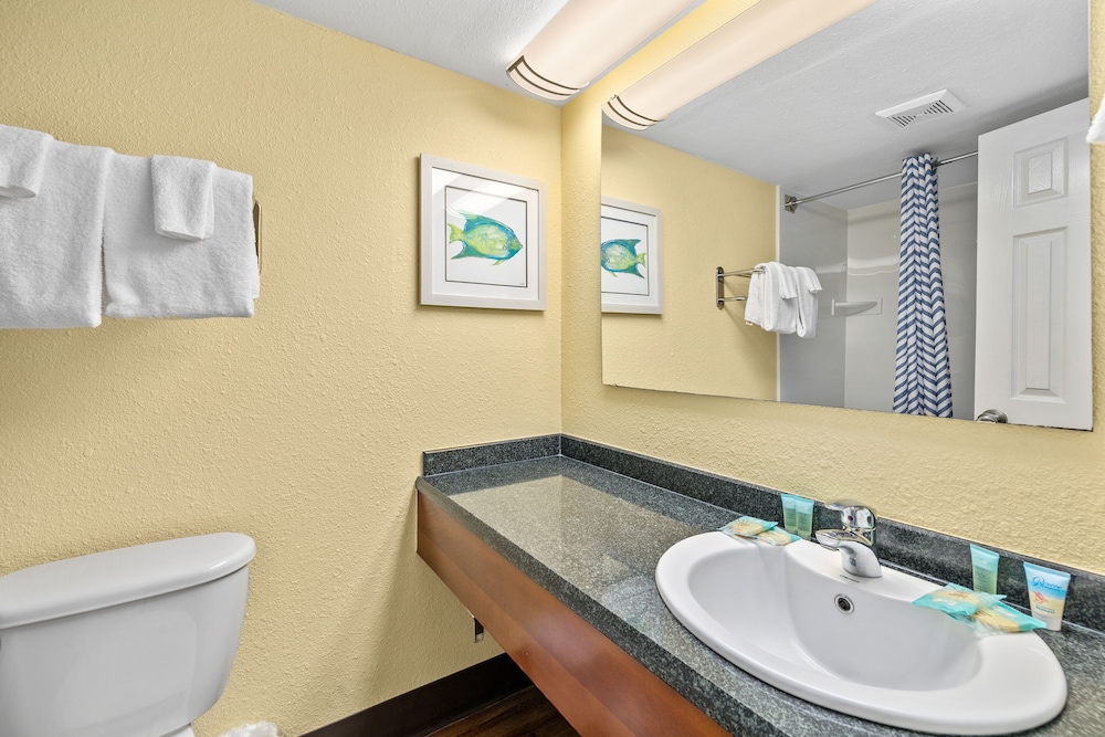 North Shore Oceanfront Resort Hotel 78/80