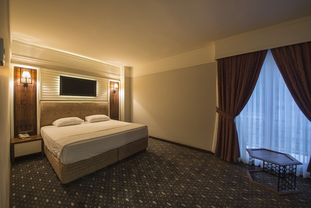 Jolnar Garden Hotel 15/50
