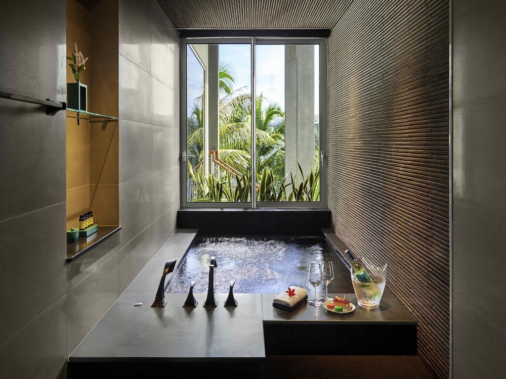 Pullman Phu Quoc Beach Resort 19/47