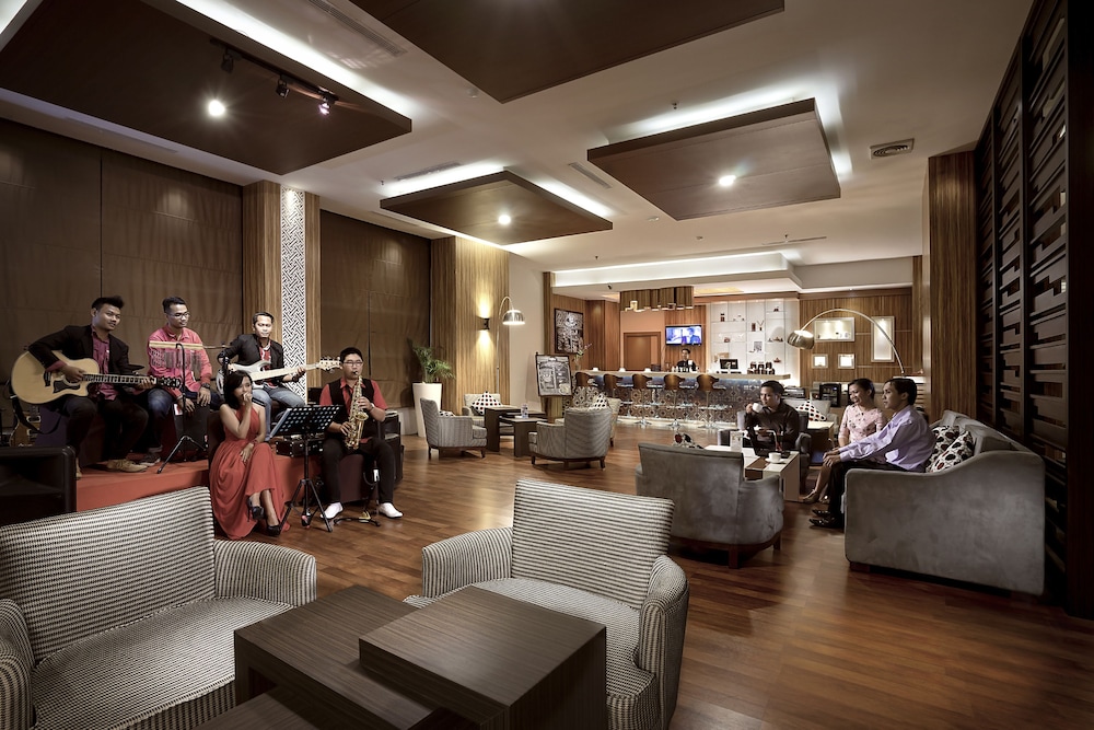 Cavinton Hotel 49/72