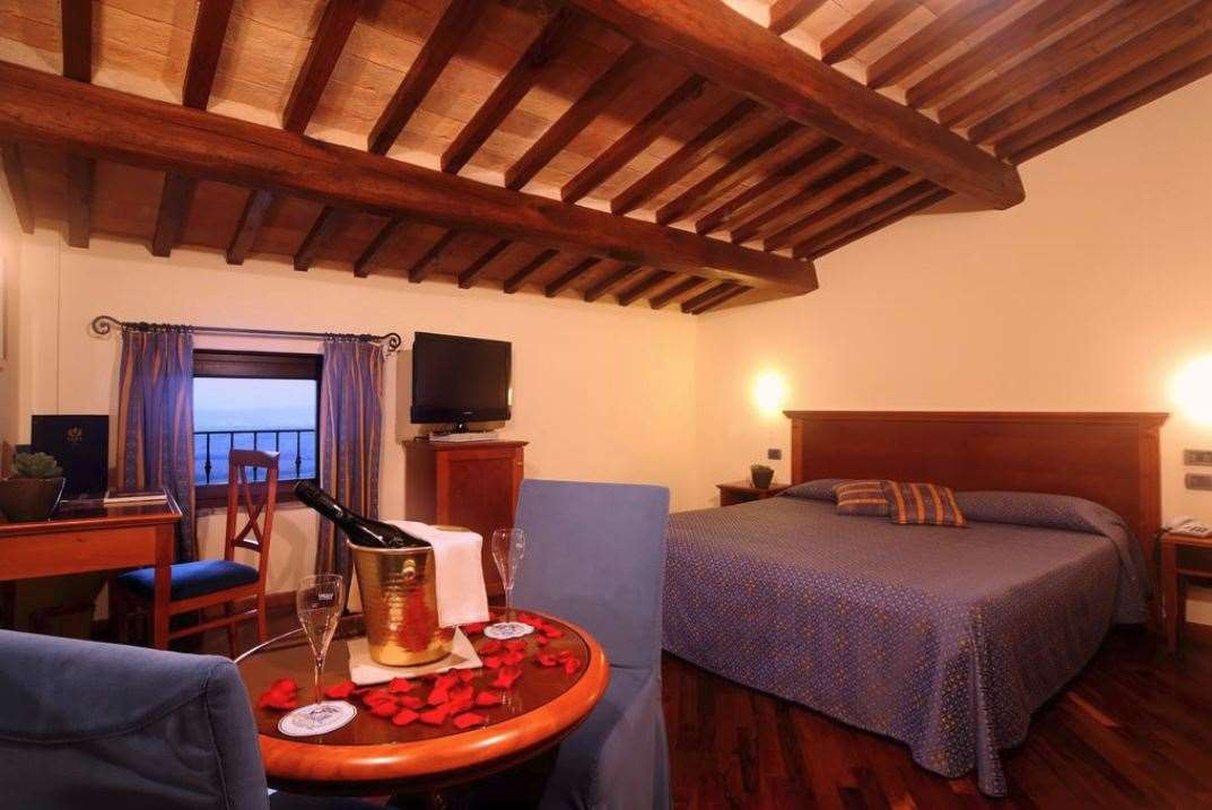 Relais And Spa La Corte Di Bettona 15/24