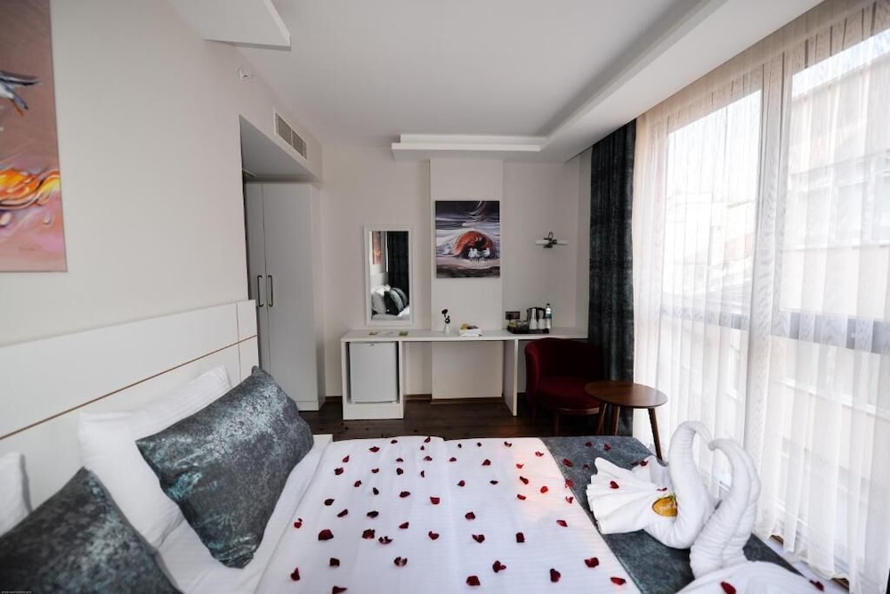 Zeytindali Hotel 6/33