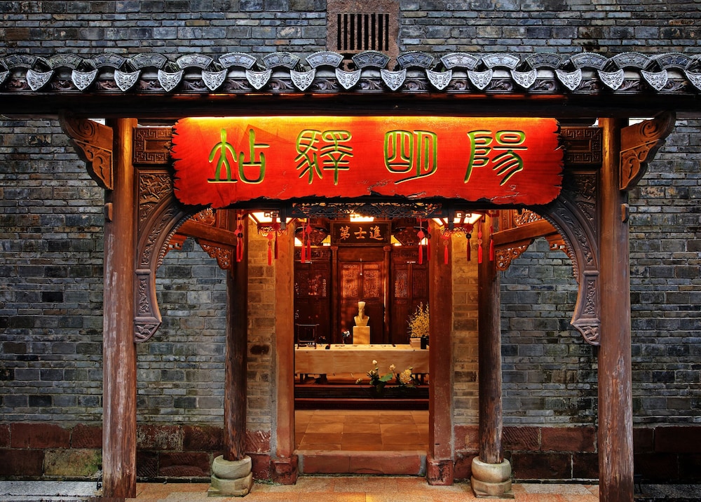 Shenzhen Castle Hotel 10/70
